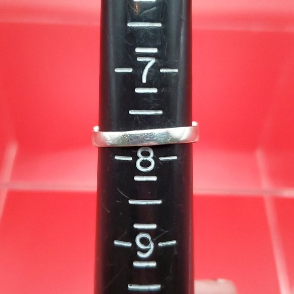 Size 7.75 925 Sterling Silver Worn Faux Pearl Solid Ring - Picture 5 of 7